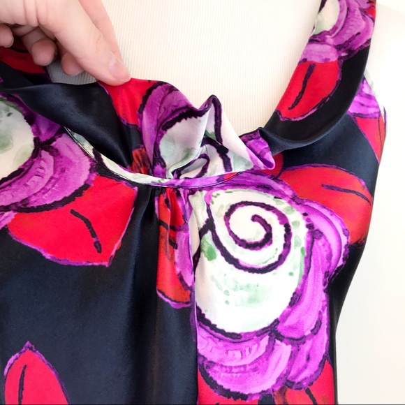 Giorgio Armani Silk Floral Print Sleeveless Blouse - Picture 7 of 8